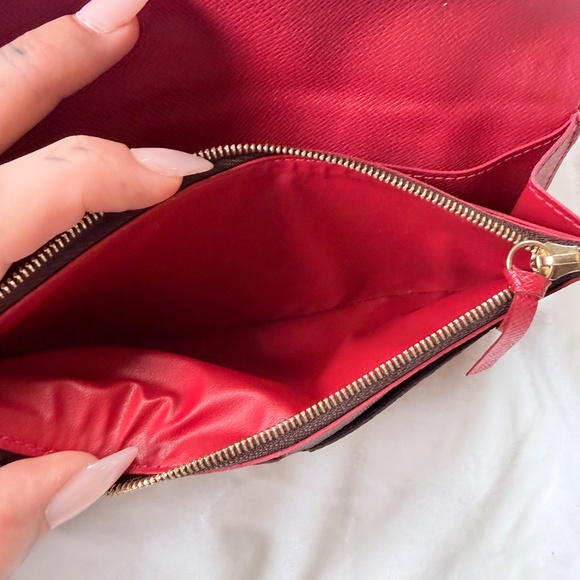 Louis Vuitton Caissa Wallet Damier Ebene Red Interior - Picture 6 of 10